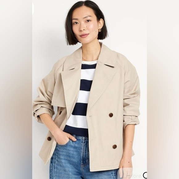 Old Navy Jackets & Blazers - Old Navy Cropped Career Office Oversized Double-Breasted Short Trench Coat M